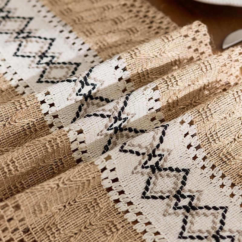 Bohemian Style Woven Table Runner Dining Decor Breathable Anti-Slip Dustproof Durable Polyester-Cotton Blend