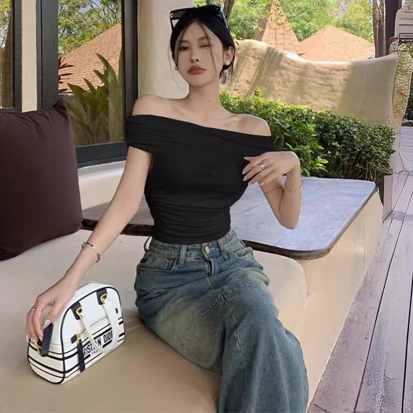 Женский облегающий топ на одно плечо с коротким рукавом - Летняя футболка с открытыми плечами