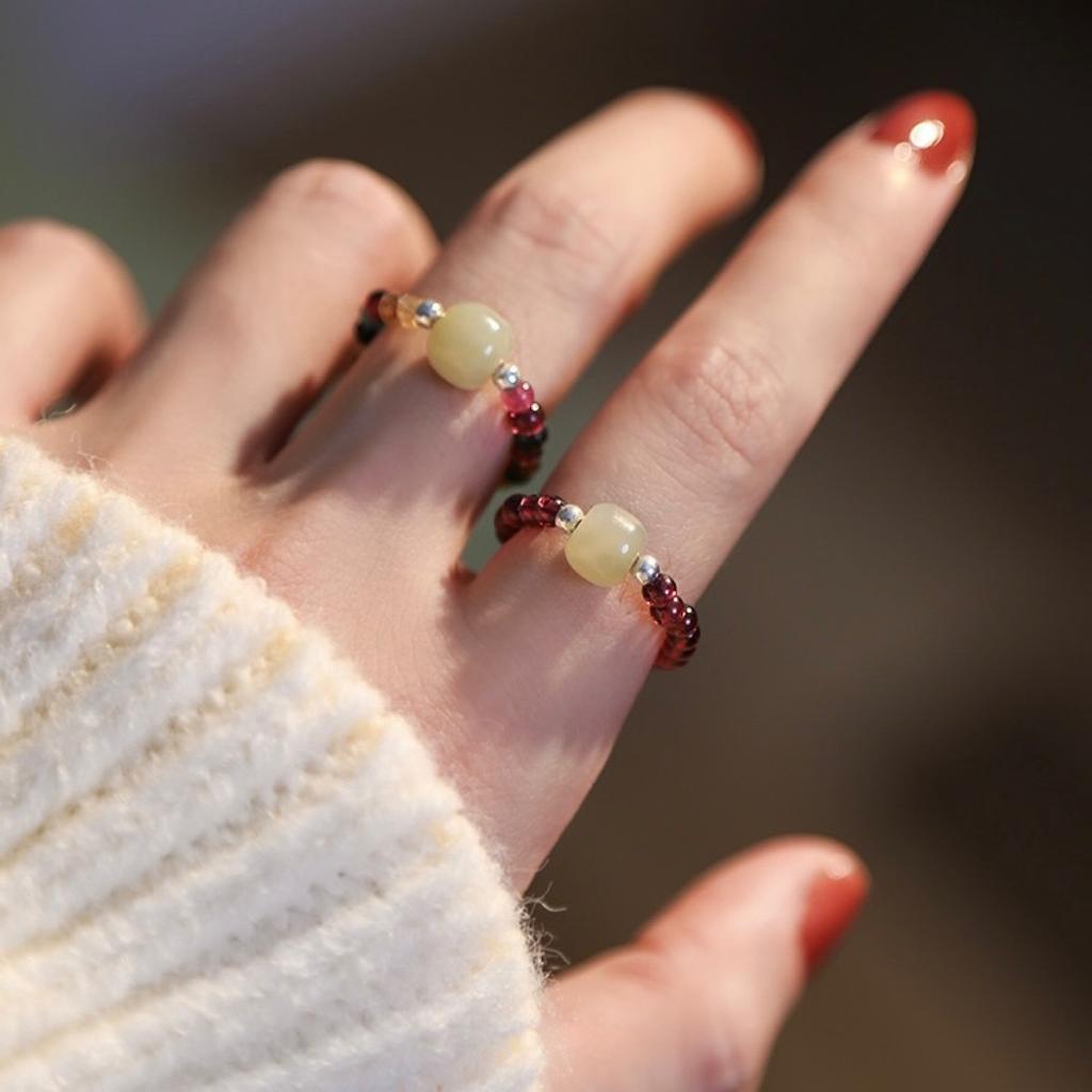 Shopkeeper's Recommendation Hetian jade vintage-style garnet ring for women, fashionable and versatile, niche design