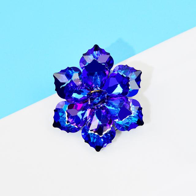 New Crystal Flower Brooches For Women Handmade Shining Sparking Pin 10 Colors Available Dress Coat Accessories