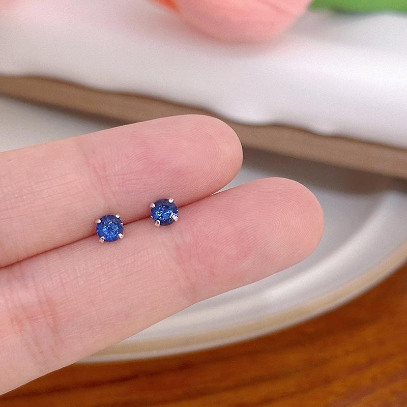Серьги-пусеты с цирконом простого цвета в стиле легкой роскоши, нишевый дизайн, высококлассные серьги, темпераментные свежие серьги