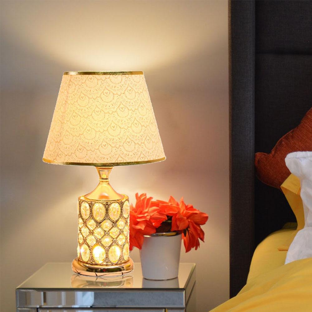 European Luxury Crystal Table Lamp Warm Romantic Ins Bedroom Nightstand Lamp Simple and Fashionable Decoration Night Light
