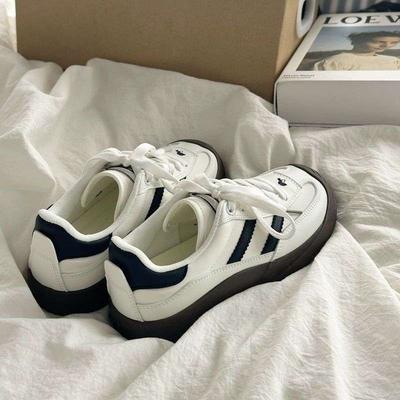 Оригинальные нишевые ретро немецкие тренировочные кроссовки женские 2025 лето новые дышащие маленькие белые туфли универсальные повседневные кеды ins тренд