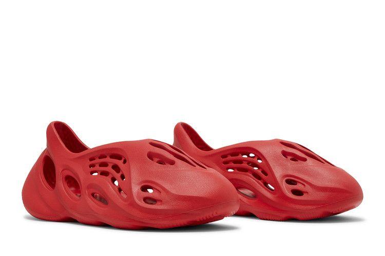 adidas Yeezy Foam RNNR Vermillion
