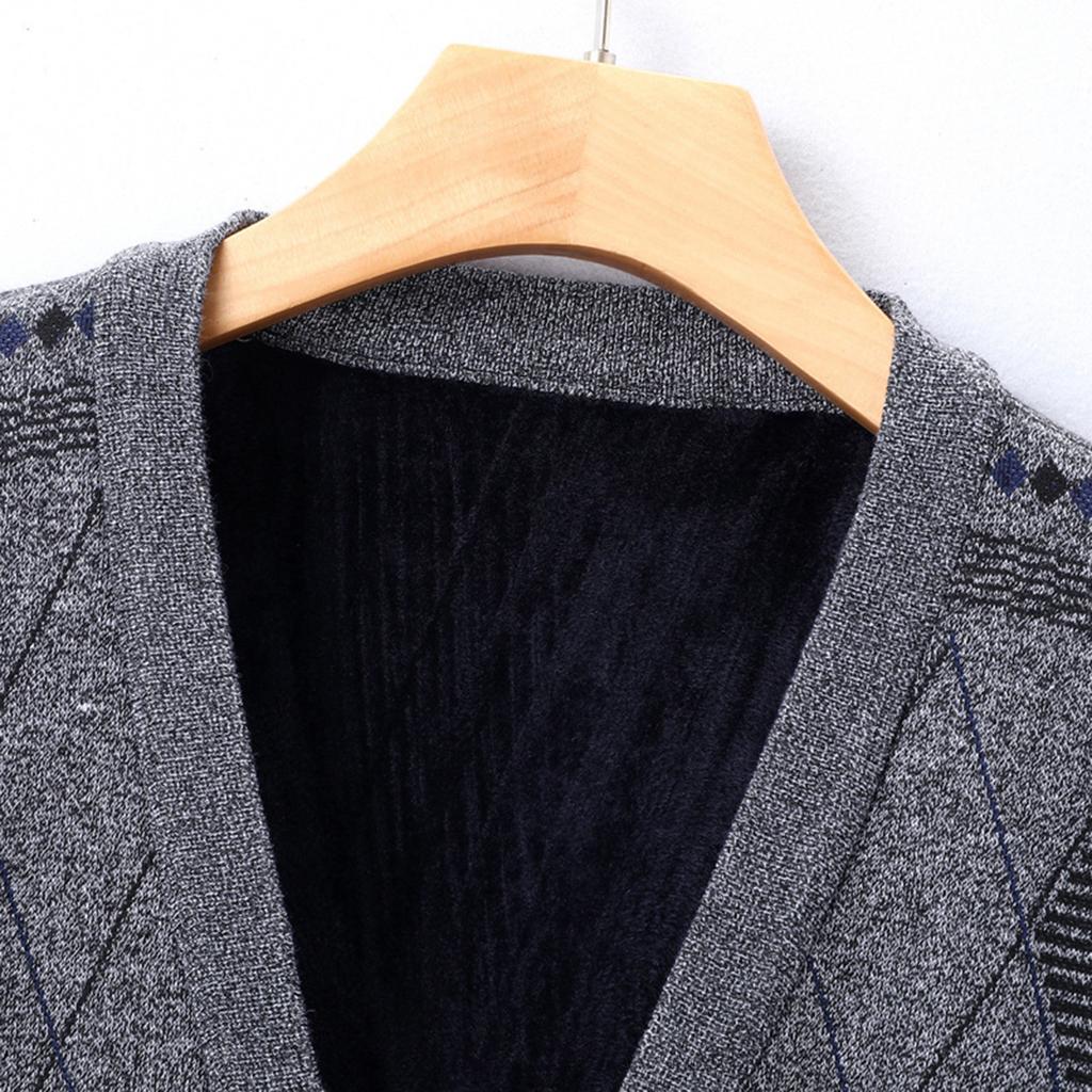 Men's V-neck Buttoned Fleece-lined Cardigan Sweater Long-sleeved Knitted Sweater Jacket
