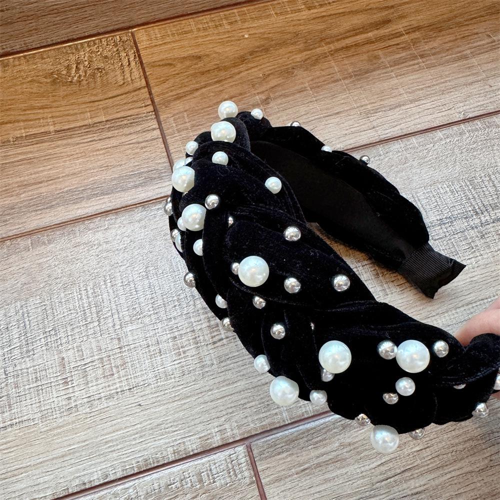 Элегантная барочная повязка на голову из жемчужного бархата с широким ободком и плетеным узором