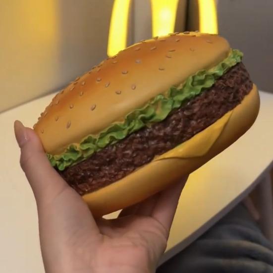 Burger Tissue Box Large Capacity Realistic Looking Hamburger Tissue Storage Box Decorative Paper Towel Dispenser Office Desk Accessories