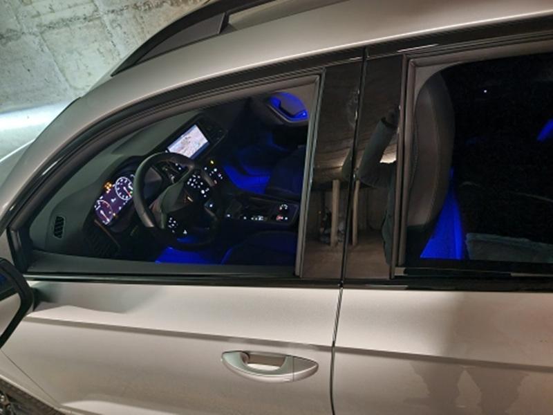 Для SKODA Kodiaq Karoq VW Arteon SEAT 2 шт./лот 12 В CANBUS без ошибок 12 светодиодов салона автомобиля подсветка пространства для ног