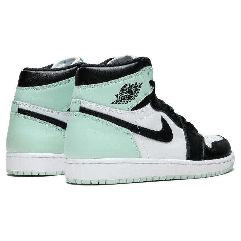 Jordan 1 Ретро Высокий Иглу 861428-100