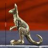 Латунная фигурка кенгуру, настольный декор, латунная статуэтка животного, винтажный стиль, поделка ручной работы, чайный питомец, подарок для офиса, дома