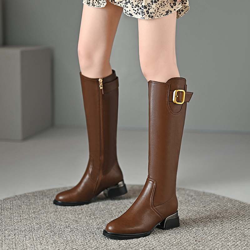 Krazing Pot Осенне-зимняя обувь из коровьей кожи на толстом среднем каблуке, большой размер 45, размер 44, размер 46, металлические пряжки, женские теплые сапоги до колена