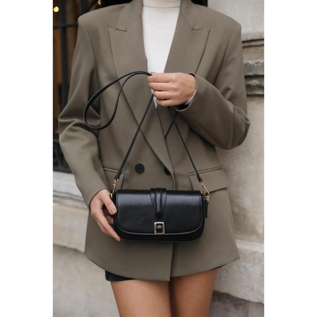 Black Women's Buckle Crossbody Bag