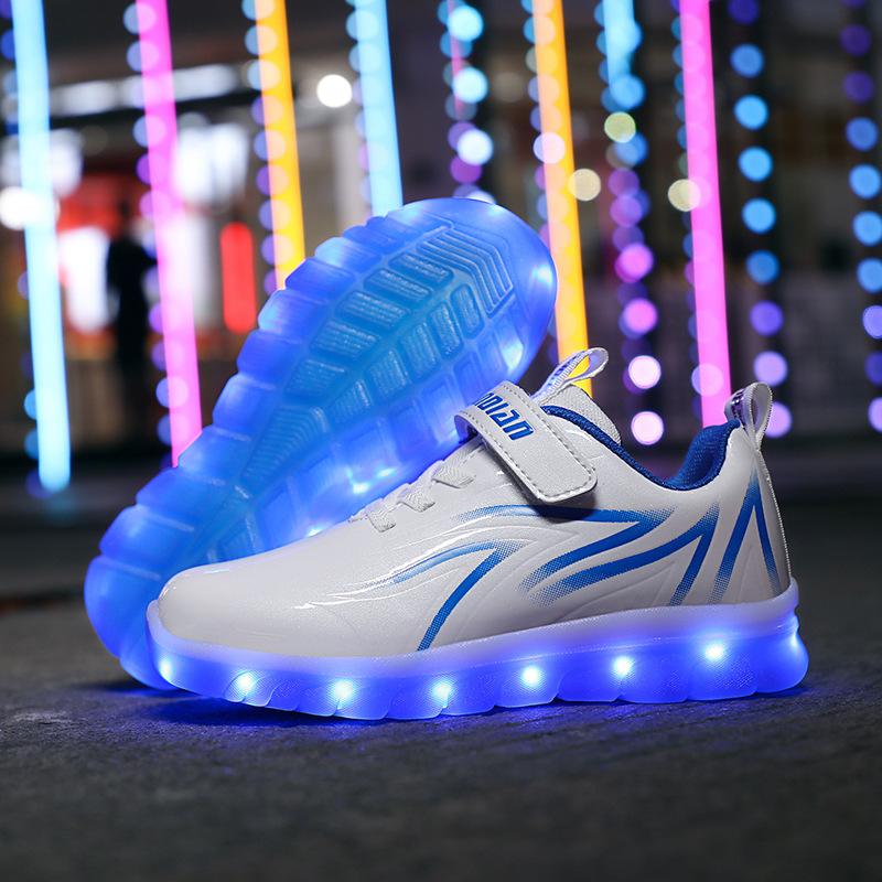 Новые светодиодные светящиеся туфли для зарядки Marquee Boys and Girls Luminous Classmates Sports Shoes Trending Shoes