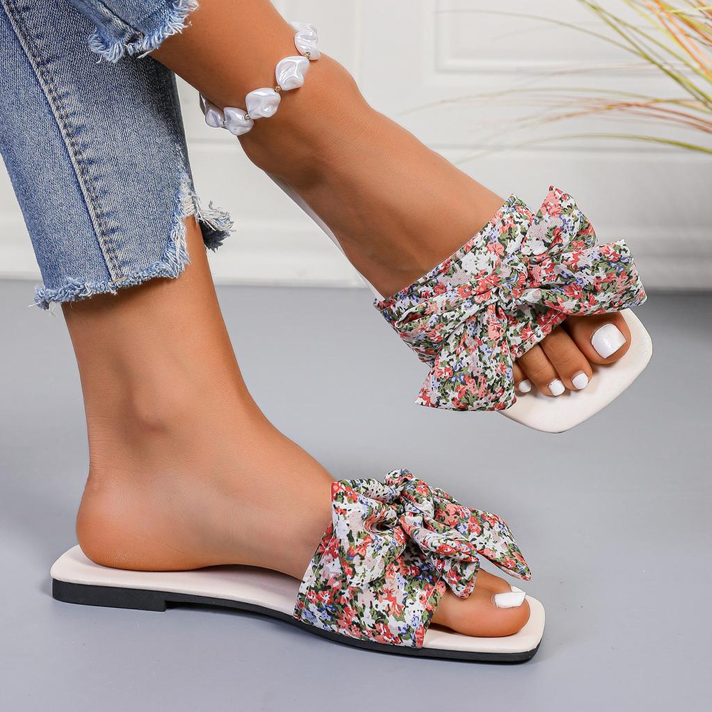 Fashion Soft Ethnic Style Floral Slippers 2025 Women Non-Slip Bowknot Slides Sandals Beachwear Shoes Open Toe Flat Slippers Women