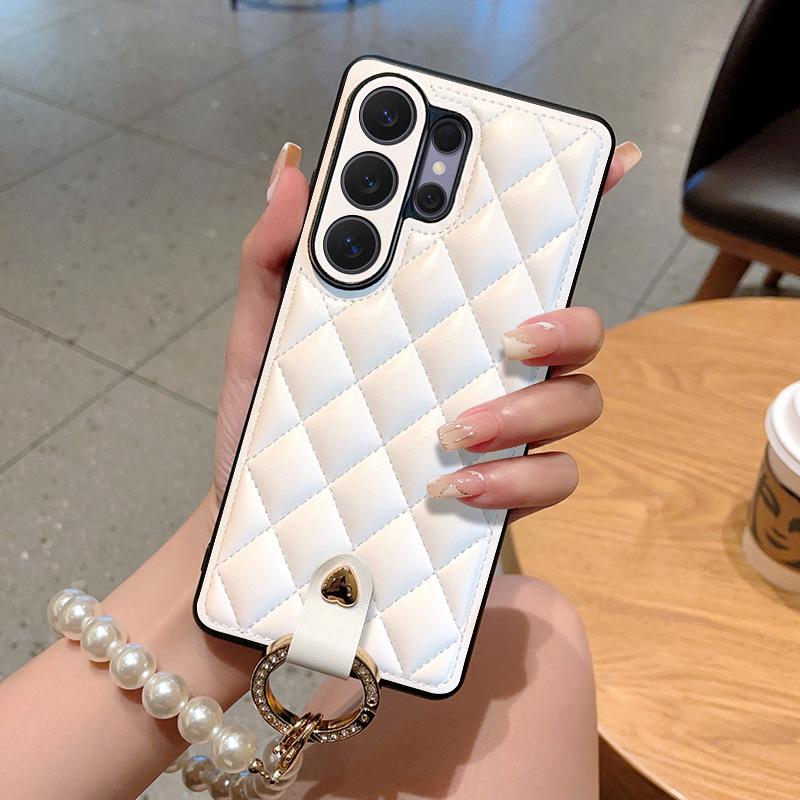Чехол для Samsung S26 S25 plus ultra с жемчужным браслетом сумка через плечо цепочка полное покрытие ударопрочный анти-отпечатки пальцев однотонный
