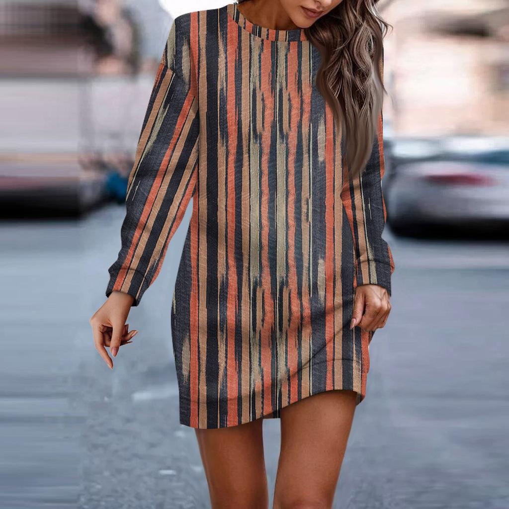 Женское платье с круглым вырезом в стиле ретро и цветочным принтом, с длинными рукавами и ягодицами, завернутое в ванную комнату