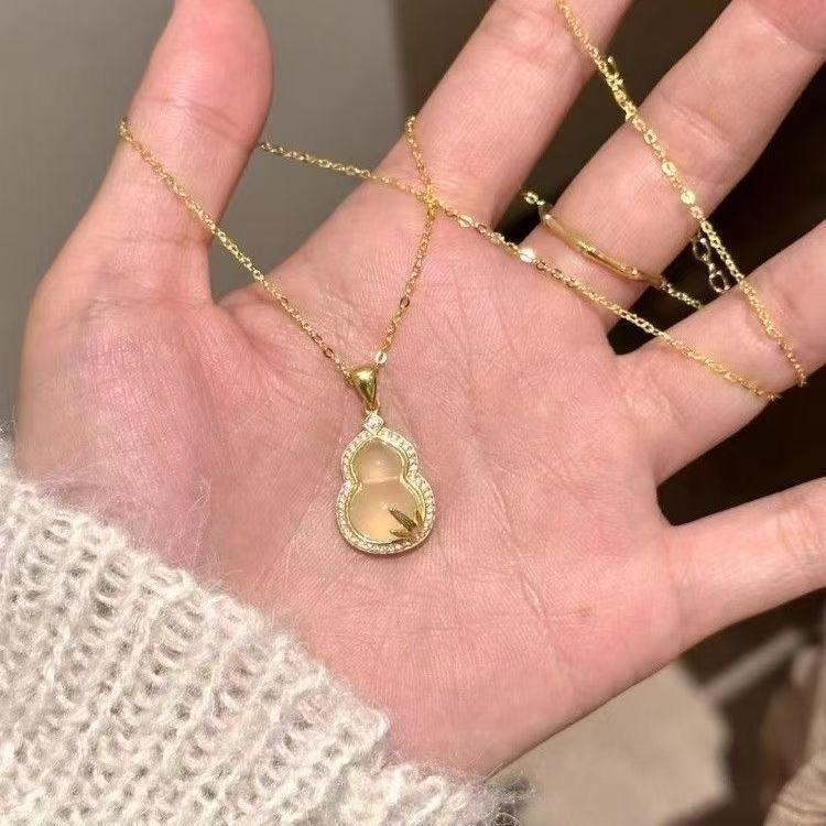 New Chinese gourd necklace women's light luxury ins niche light luxury high-end temperament fashion versatile collarbone chain gift