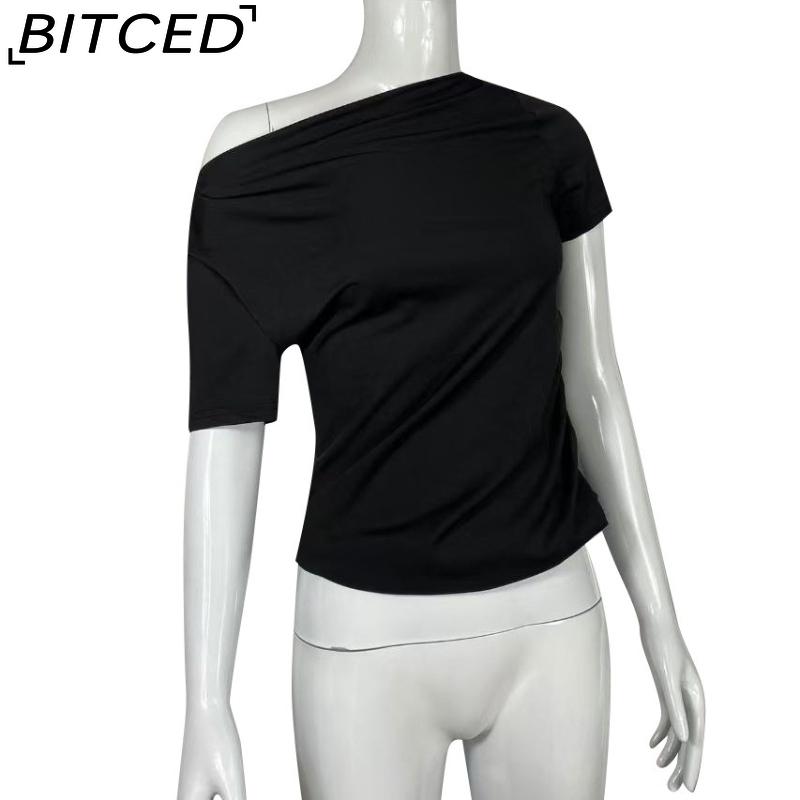BITCED Женская приталенная футболка с коротким рукавом, плиссировкой и асимметричным подолом, весна/лето
