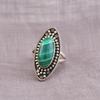 Дизайнерское кольцо ручной работы с малахитовым овальным драгоценным камнем, рождественский подарок, женские украшения, кольцо с безелем, эффектное кольцо, кольцо из серебра 925 пробы