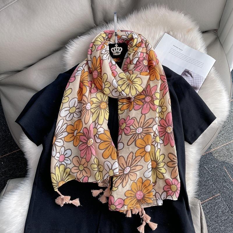 Fashion Brand Lovely Floral Tassel Viscose Shawl Scarf Ladies Soft Pashmina Hijabs and Wraps Foulard Muslim Sjaal 180*90Cm