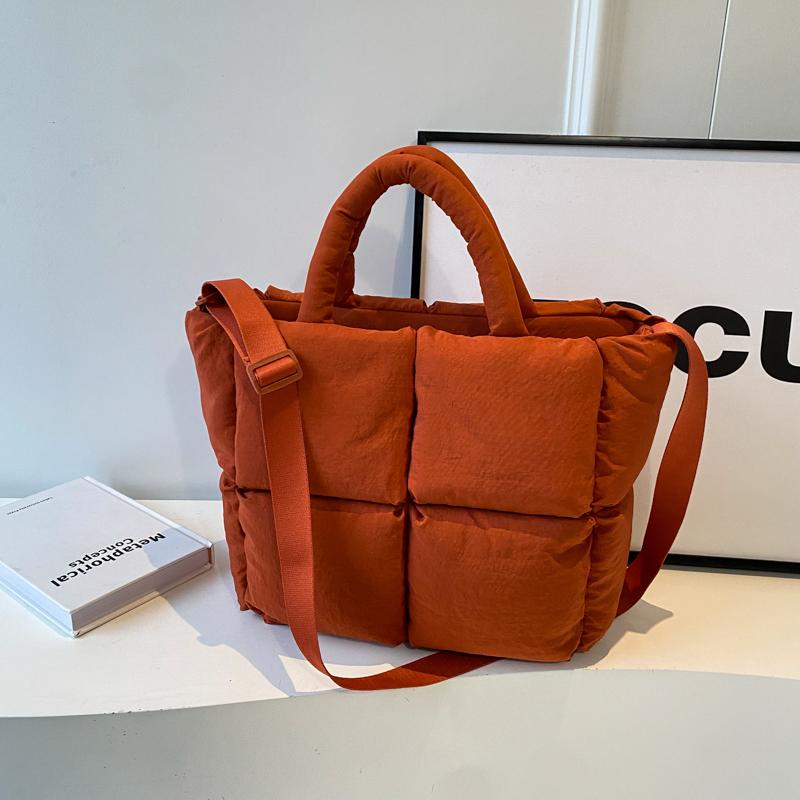 Сумка через плечо для женщин, весенняя мода, хлопковая подбитая сумка, большая вместимость, стеганая сумка-тоут