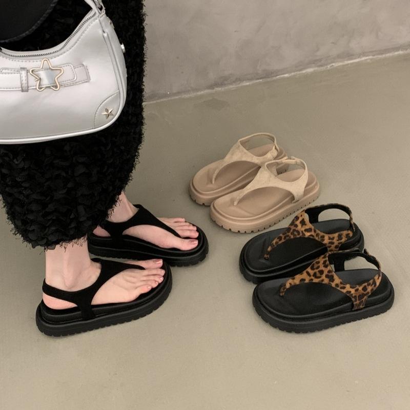 Retro Fashion Simple Versatile Outer Wear Flip-flops Women's Summer New Thin and Heightened Muffin Thick Bottom Cool Slippers