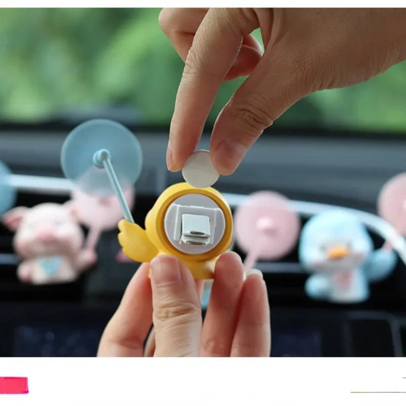 Car Air Freshener Clips Cute Animal Rotating Windmill Perfume Diffuser Air Conditioner Vent Decorations Car Interior Accessories
