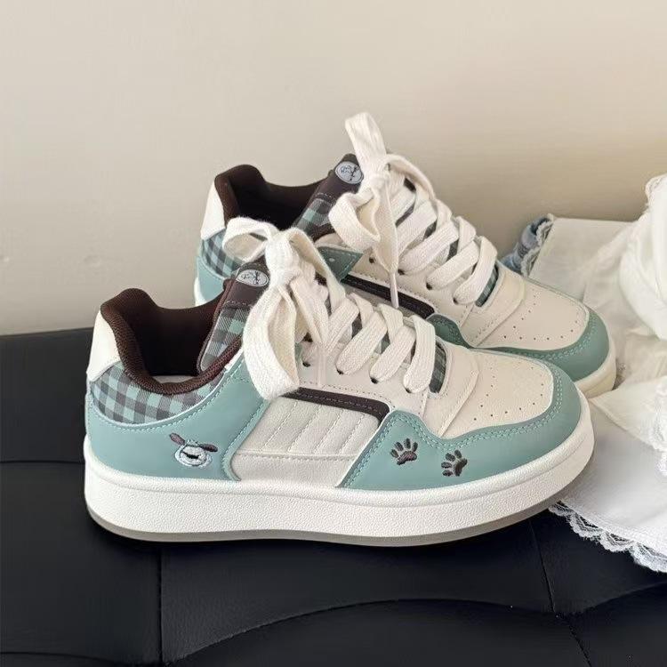 Милые туфли-платформа с хлебом для щенка, школьница, осенний нишевый дизайн с юбкой
