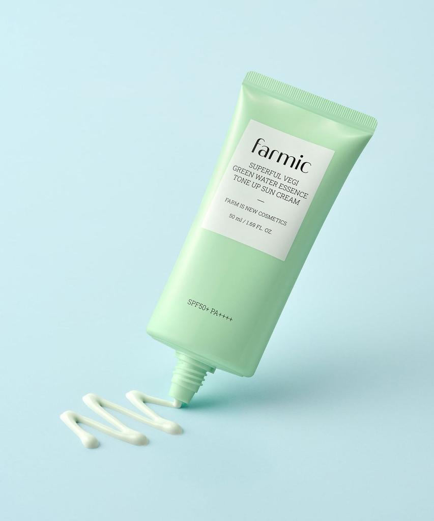 Superful Veggie Green Water Essence Tone-Up Sun Cream 50ml