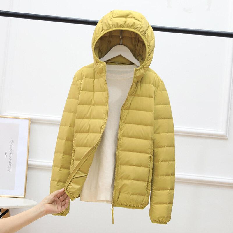 Autumn and Winter New Seamless Light Down Jacket Women's Short Hooded Fashion Korean Version Slim Thin Women's Coat
