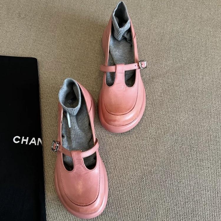 Версия из коровьей кожи ~ ретро круглая голова светлый рот кекс толстая подошва маленький мужчина увеличивает рост одиночные туфли женские универсальные и удобные Ma