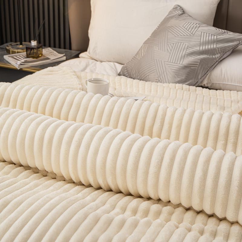 Плюшевое одеяло из толстого искусственного кроличьего меха с широким рубчатым сетчатым узором для перерыва на обед или использования под кондиционером