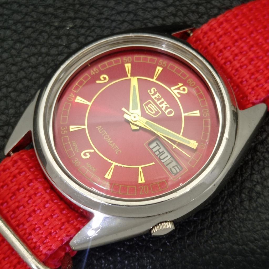Б/У винтажные мужские часы SEIKO 5 AUTOMATIC 7009A из Японии с красным циферблатом a435029-2 R122-a435029