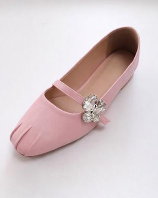 Crescentseoul Oparine Wrinkle Jewel Flat Shoes - Baby Pink