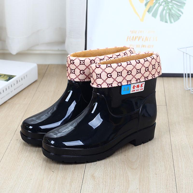 Резиновые сапоги женские укороченные