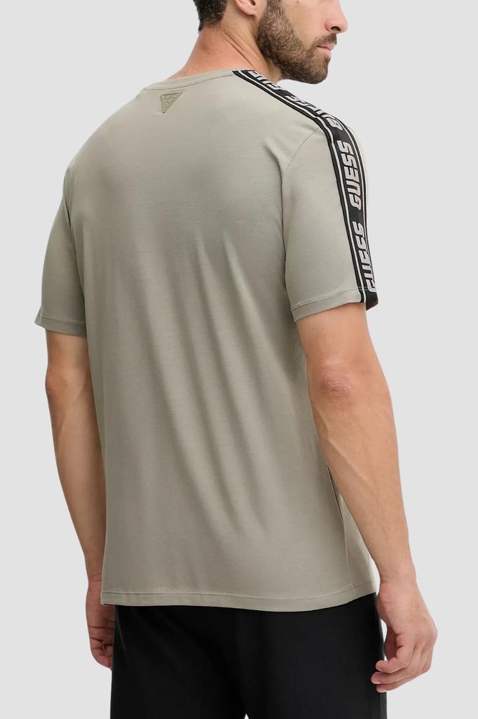 Guess Zielony Męski T-Shirt Z Lampasami Na Krótki Rękaw Arlo L