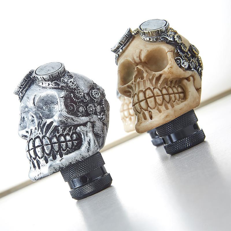 Universal Skull Head Gear Lever Gear Shifts Knob Skeleton Shape Gear Shift Knob Manual Transmission LED Light Gear Shifts Knob