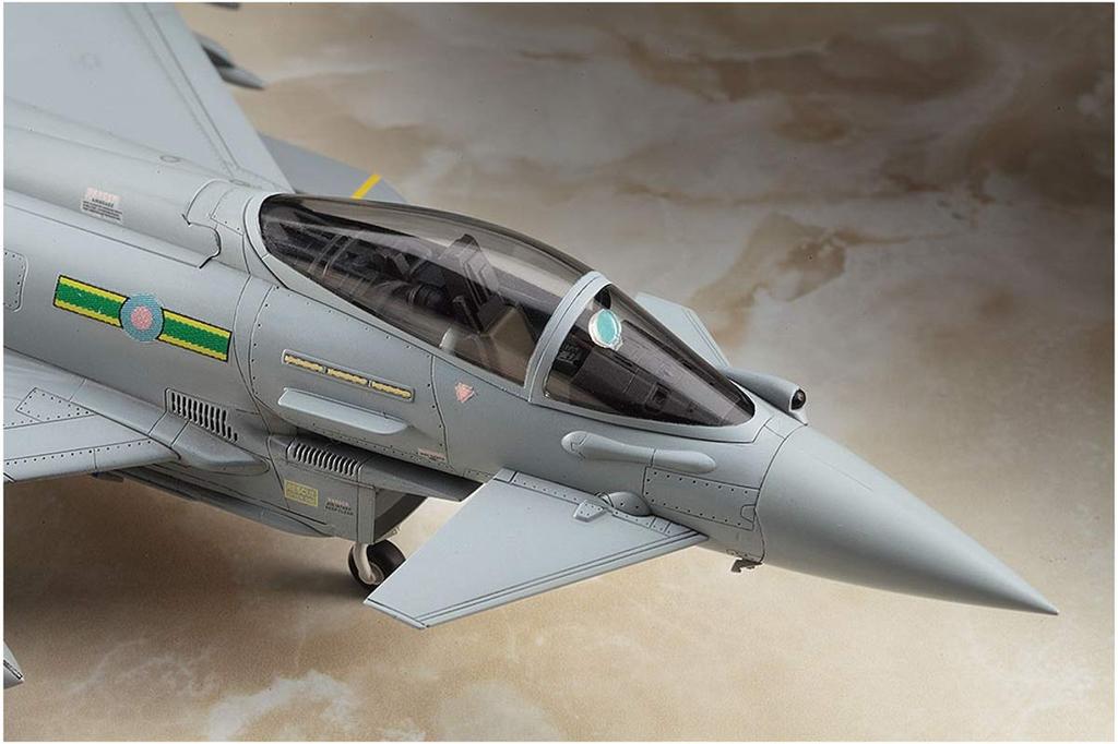 Hasegawa Royal Air Force Eurofighter Typhoon Single Seat Plastic Model E40 1/72