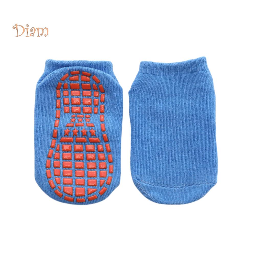 Носки с противоскользящей подошвой