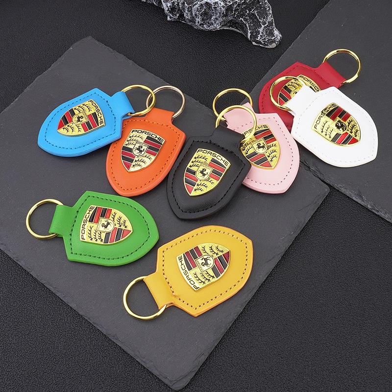 High Quality PU Leather Car Keychain Shield Alloy Keyring Pendant Gift For Porsche Cayenne Panamera Macan Boxster Cayman Sticker CY5