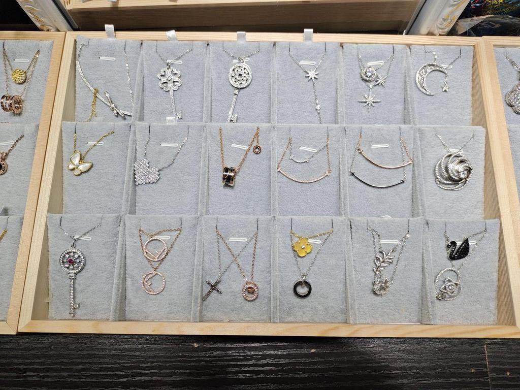 Подставка для ювелирных изделий из бамбукового дерева для ожерелий и сережек