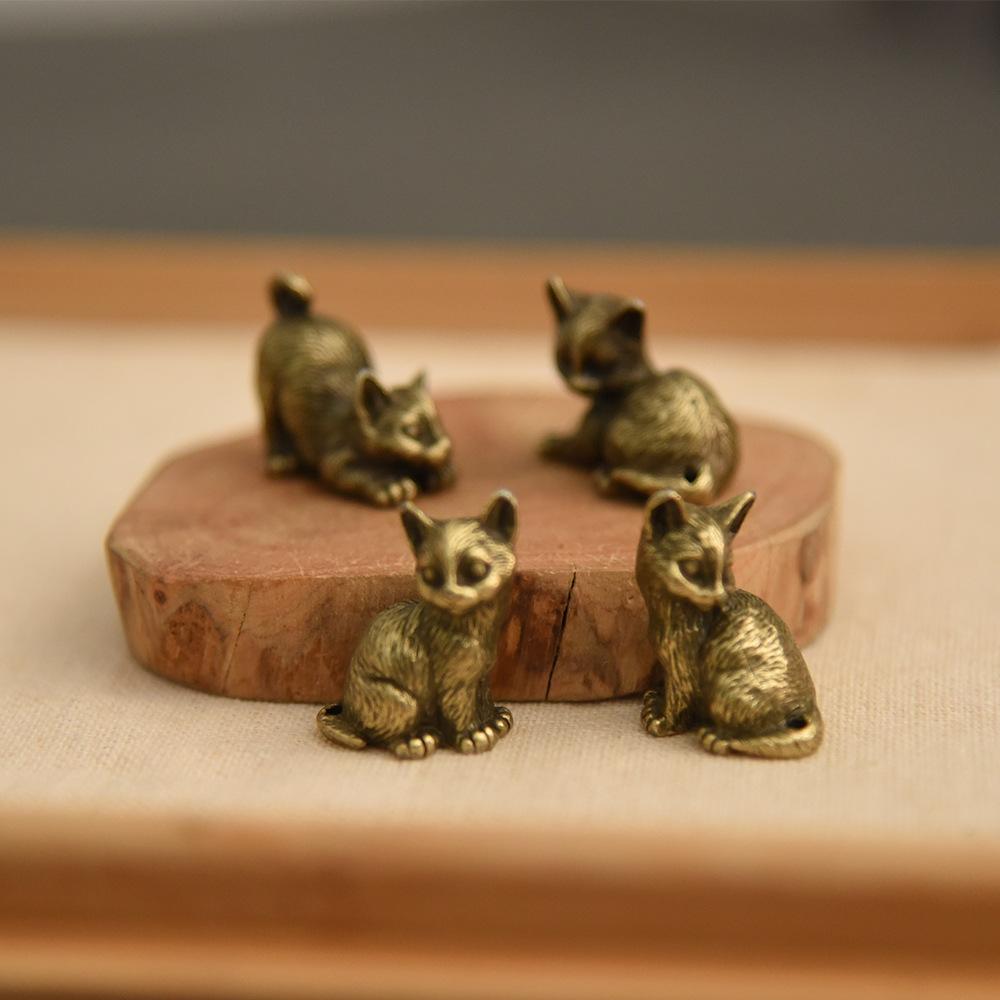 Латунная фигурка для дома и столов