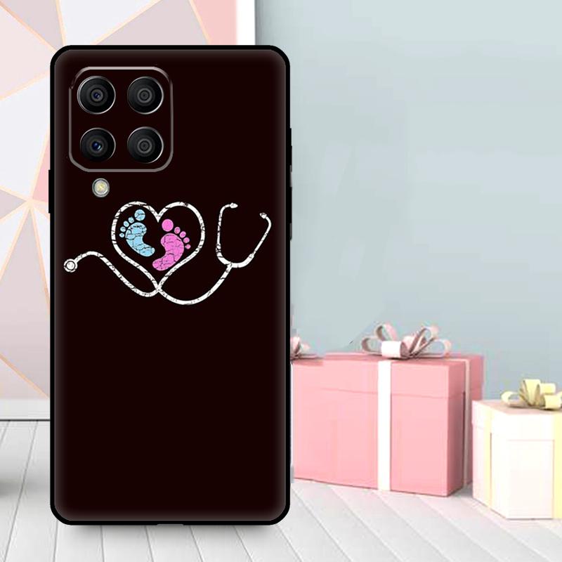 Милый Чехол-Сердечко со Стетоскопом для Samsung Galaxy M36 M12 M52 M06 M16 M56 M33 M15 M55 M31 M13 M14 M53 M32 M35 M34 M54