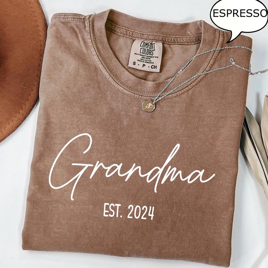 Comfort Colors® Grandma T-Shirt, Custom Grandma Shirt, Personalized Grandma Shirt, Baby Reveal, Pregnancy Announcement