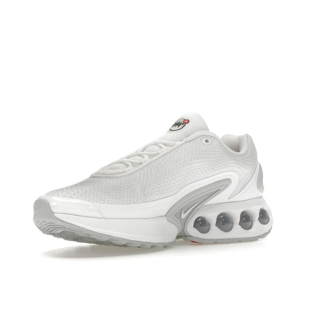 Nike Кроссовки унисекс Air Max DN белые металлик серебристого цвета DV3337-101