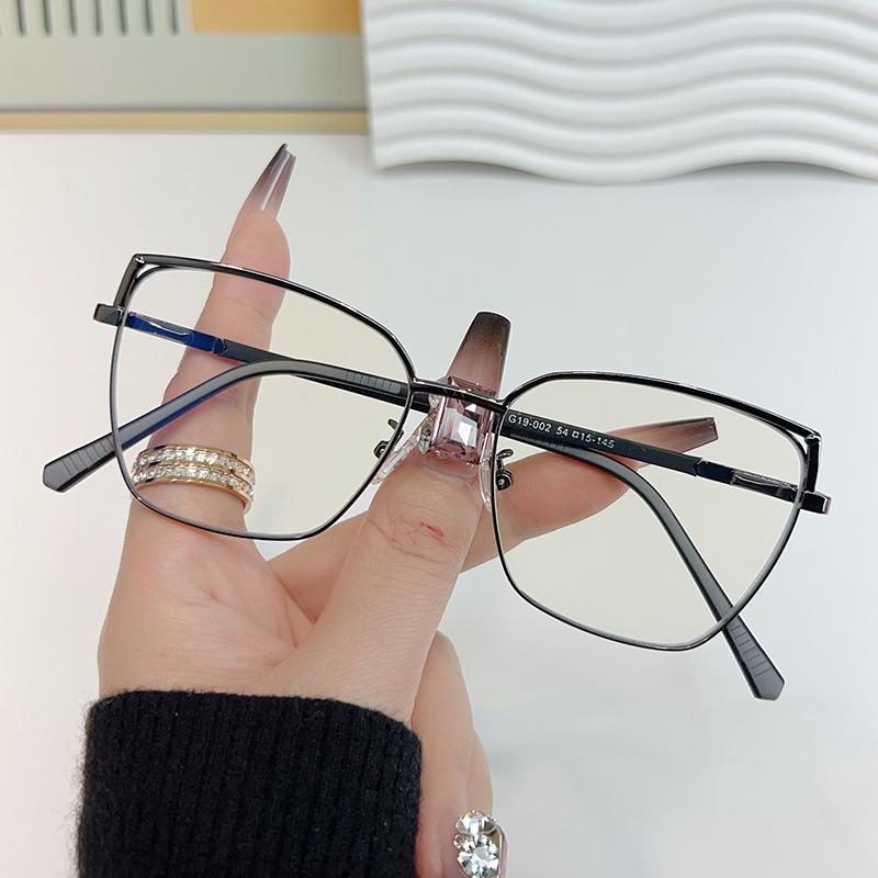 New men's and women's versatile glasses Metal glasses frame Internet celebrity plain face trimming decorative flat mirror can be equipped with myopia