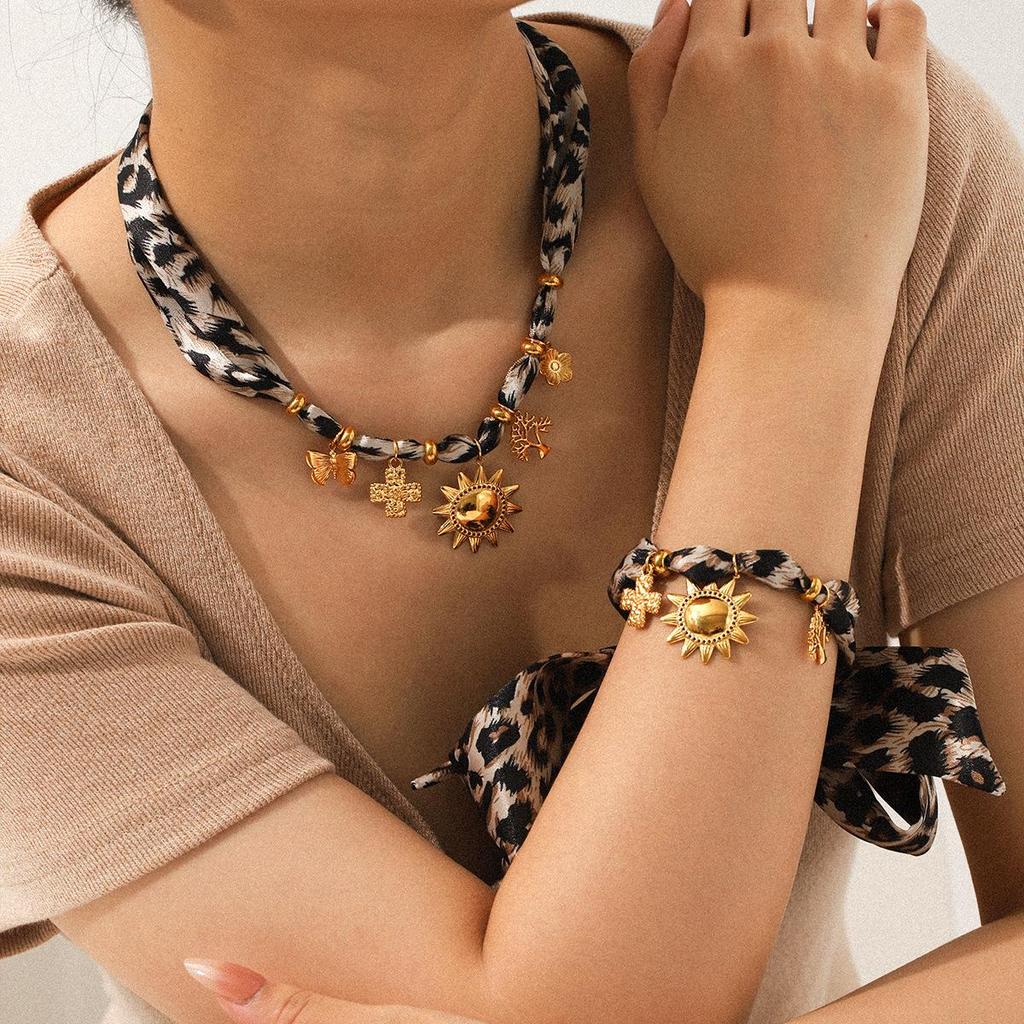 Ретро Леопардовый Принт Бант Ожерелье - Роскошная Цепочка на Ключицу для Женщин