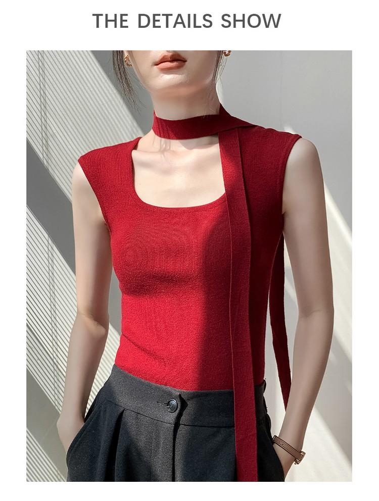 2025 Autumn/Winter New Fashionable Style French U-neck Sleeveless Tank Top Knitted Shirt Women's Age Reducing Tank Top Interior Bottom