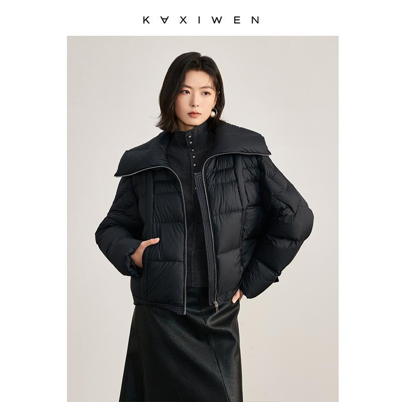 Black fungus edge short lapel down jacket