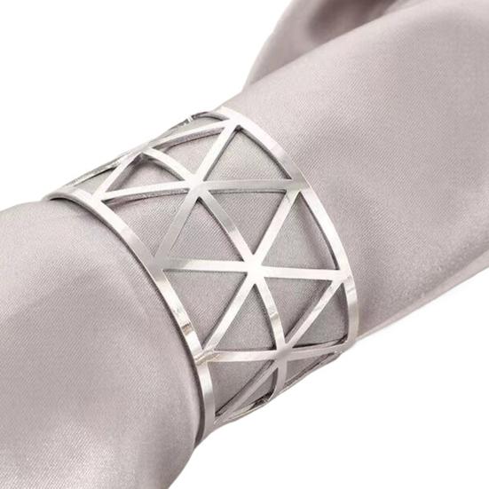6/12Pcs Golden Napkin Rings Metal Hollow Triangle Circle Design Napkin Holders Buckles Family Dinner Wedding Party Table Decoration
